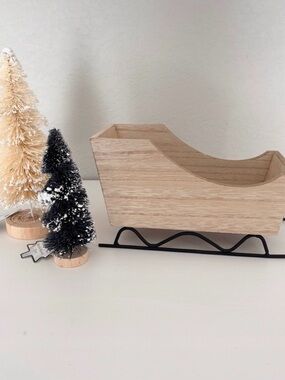 TARGET Wood Sleigh & Bottle Brush Trees NWT